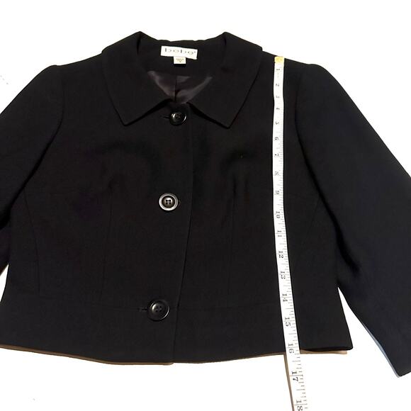 Bebe Cropped Black Two Button Jacket Blazer Women's Size 4 - Picture 7 of 8